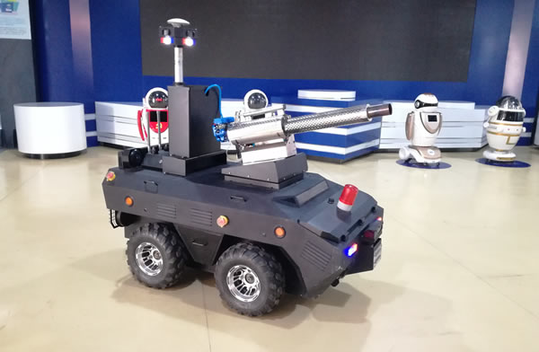 室外智能消毒機器人